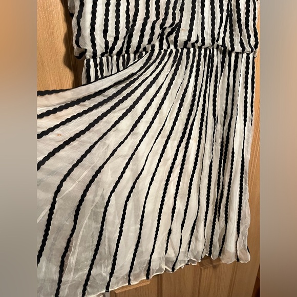 Anthropologie Geisha Designs Martinique Halter Dress - Picture 9 of 16